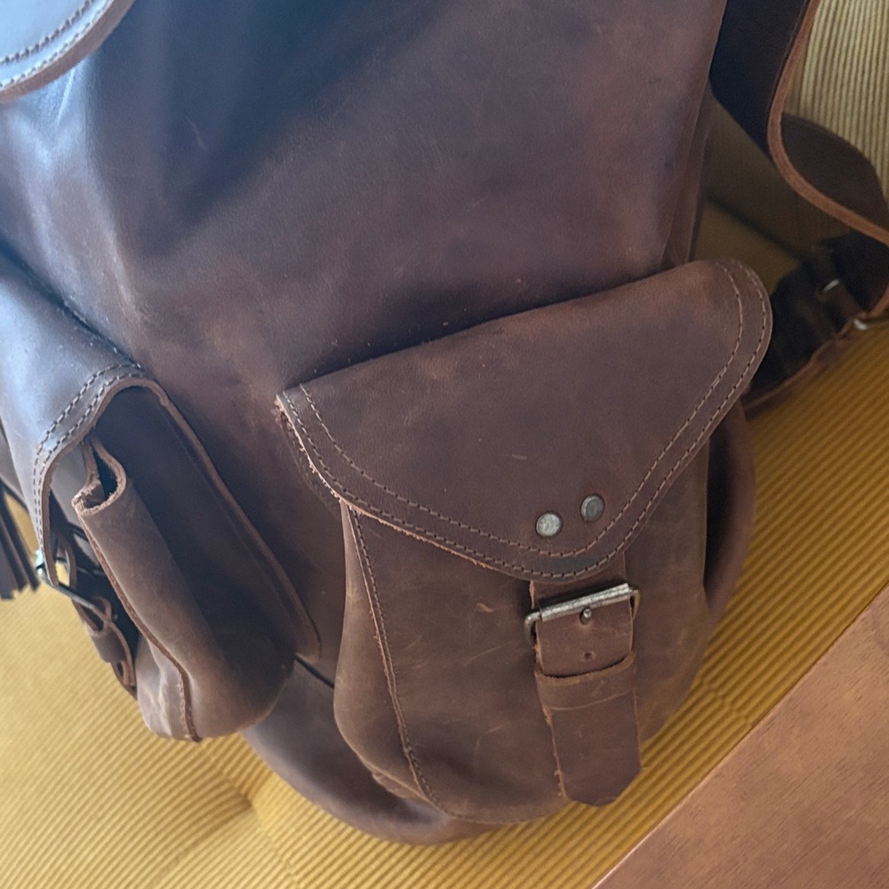 Vintage Large Leather Backpack - image 3